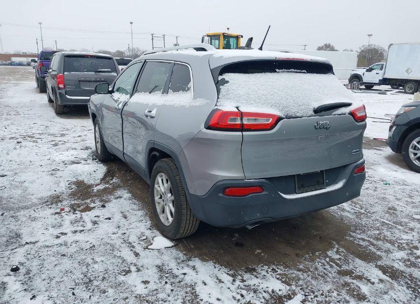 Photo 3 of 2015 Jeep Cherokee LATITUDE (VIN 1C4PJLCB8FW536873)