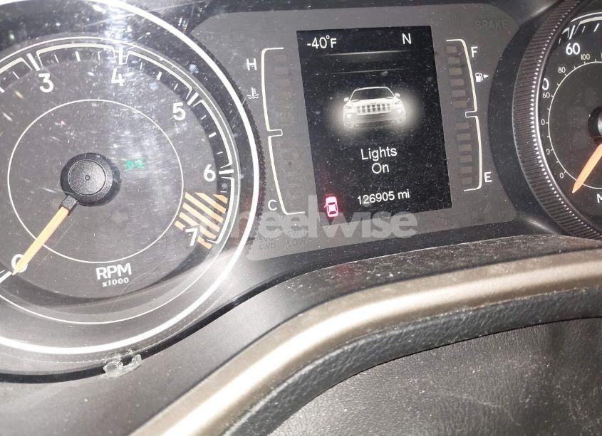 Photo 15 of 2015 Jeep Cherokee LATITUDE (VIN 1C4PJLCB8FW590013)