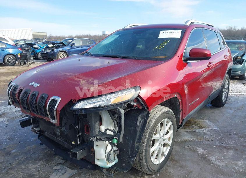 Photo 2 of 2015 Jeep Cherokee LATITUDE (VIN 1C4PJLCB8FW612284)