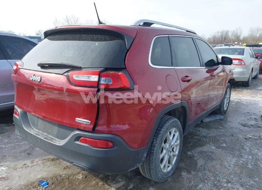 Photo 4 of 2015 Jeep Cherokee LATITUDE (VIN 1C4PJLCB8FW612284)