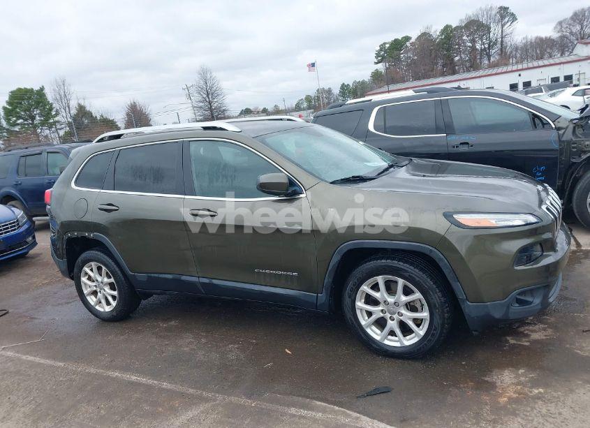 Photo 13 of 2015 Jeep Cherokee LATITUDE (VIN 1C4PJLCB8FW782516)