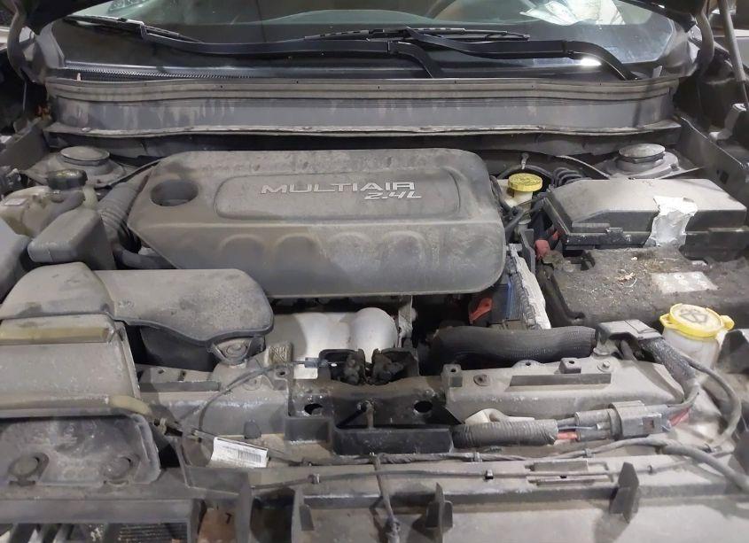 Photo 10 of 2016 Jeep Cherokee LATITUDE (VIN 1C4PJLCB8GW201226)