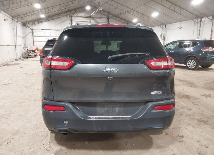 Photo 16 of 2016 Jeep Cherokee LATITUDE (VIN 1C4PJLCB8GW201226)