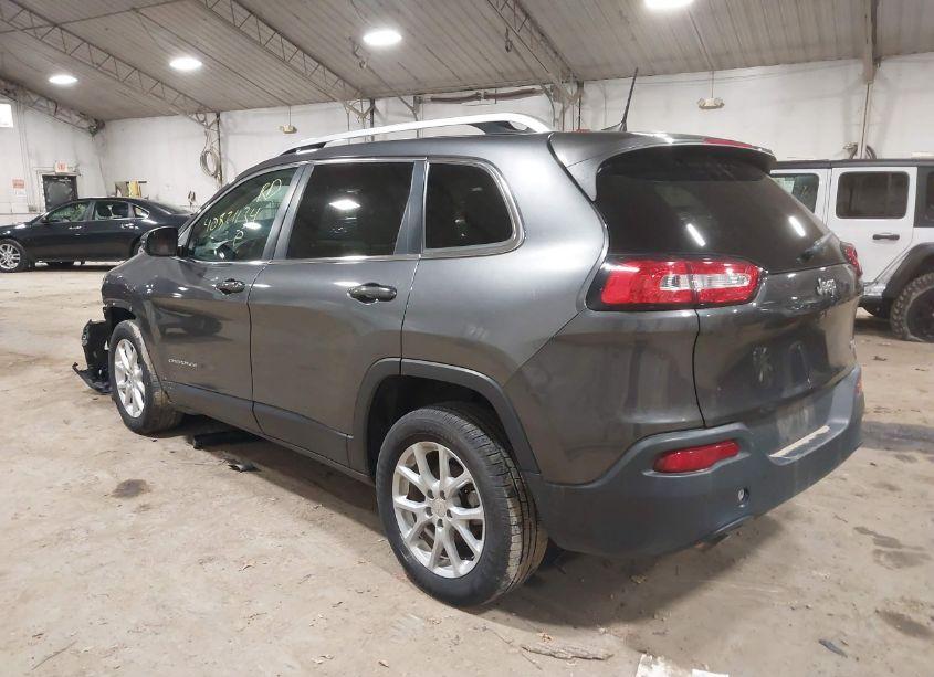 Photo 3 of 2016 Jeep Cherokee LATITUDE (VIN 1C4PJLCB8GW201226)