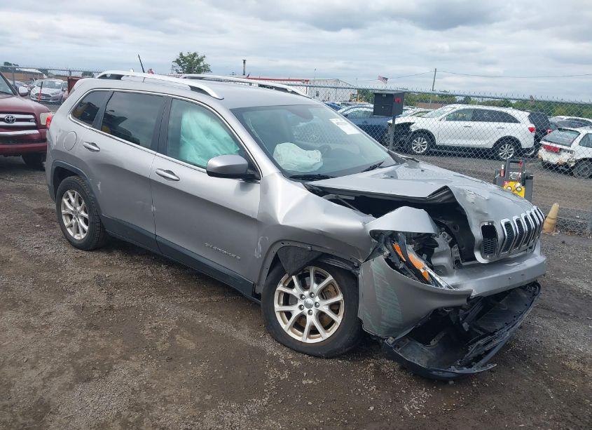 2016 Jeep Cherokee LATITUDE (VIN 1C4PJLCB8GW206653) main photo