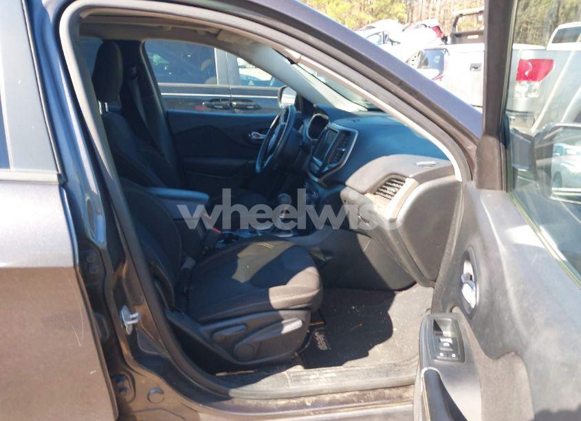 Photo 5 of 2016 Jeep Cherokee ALTITUDE (VIN 1C4PJLCB8GW209598)