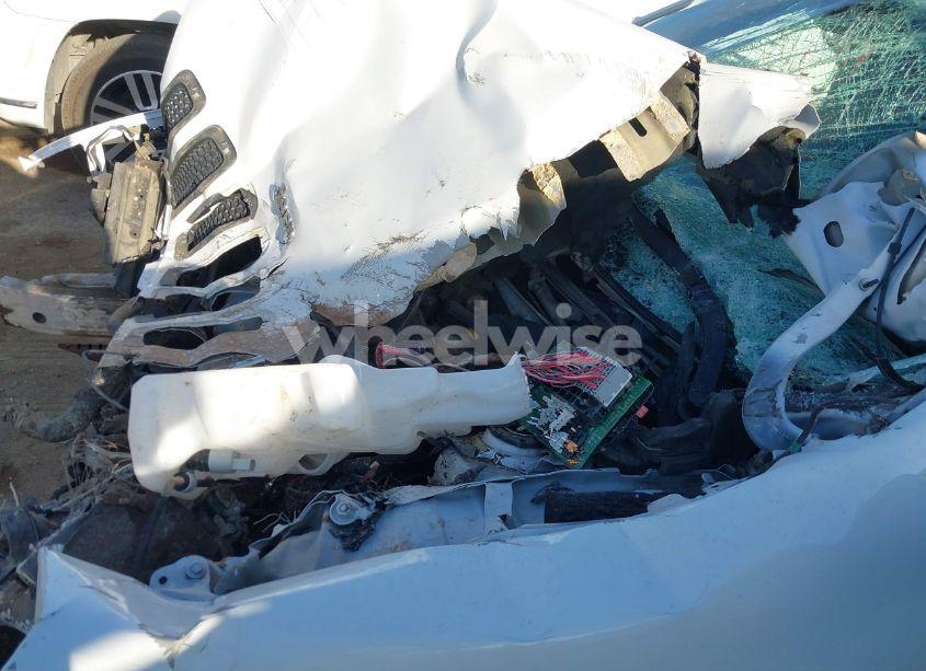 Photo 10 of 2016 Jeep Cherokee LATITUDE (VIN 1C4PJLCB8GW230578)