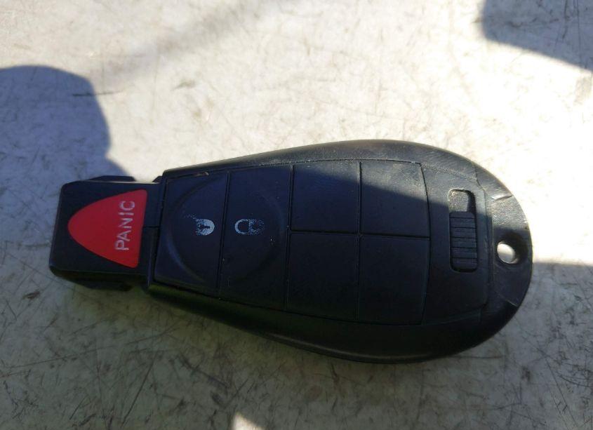 Photo 11 of 2016 Jeep Cherokee LATITUDE (VIN 1C4PJLCB8GW319728)