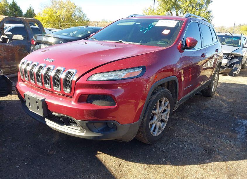 Photo 2 of 2016 Jeep Cherokee LATITUDE (VIN 1C4PJLCB8GW319728)