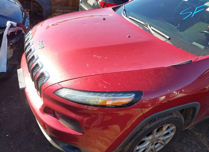 Photo 6 of 2016 Jeep Cherokee LATITUDE (VIN 1C4PJLCB8GW319728)