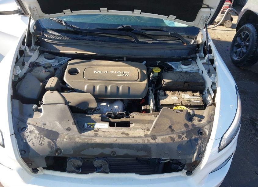 Photo 10 of 2017 Jeep Cherokee LATITUDE FWD (VIN 1C4PJLCB8HW623921)