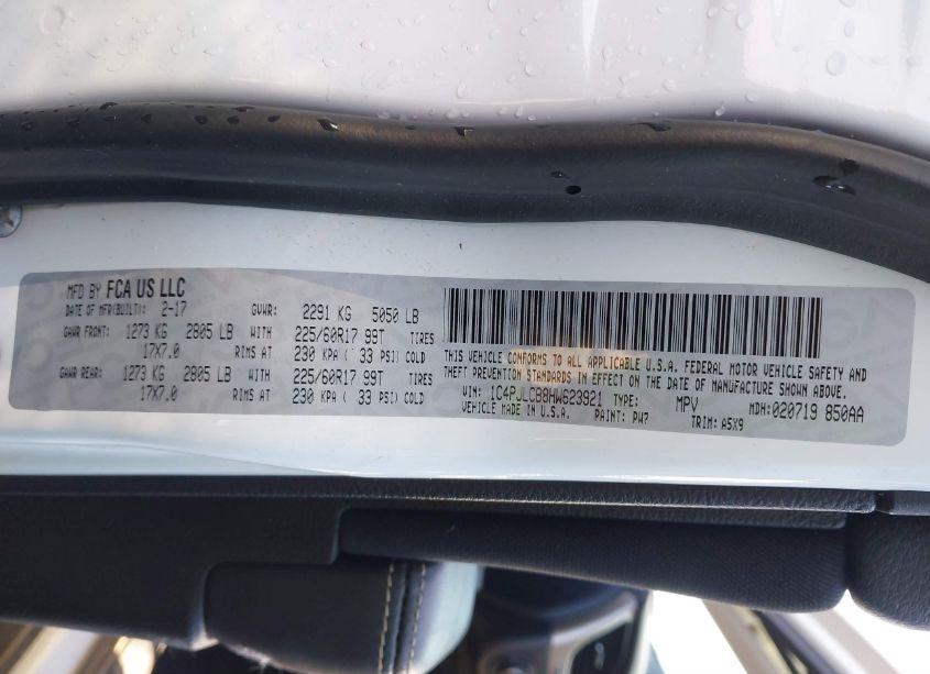 Photo 9 of 2017 Jeep Cherokee LATITUDE FWD (VIN 1C4PJLCB8HW623921)