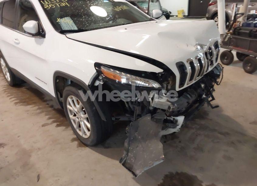 Photo 20 of 2017 Jeep Cherokee LATITUDE FWD (VIN 1C4PJLCB8HW663027)