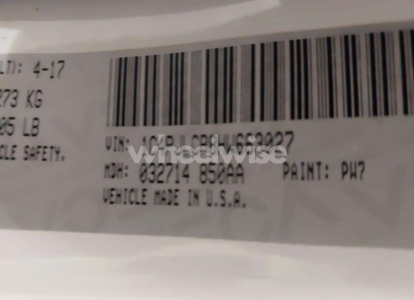 Photo 9 of 2017 Jeep Cherokee LATITUDE FWD (VIN 1C4PJLCB8HW663027)