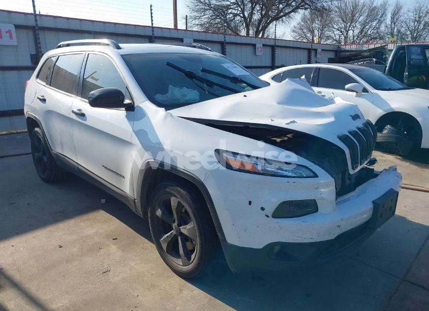 2018 Jeep Cherokee LATITUDE FWD (VIN 1C4PJLCB8JD544752) main photo