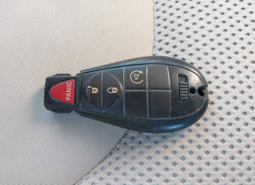 Photo 11 of 2019 Jeep Cherokee LATITUDE (VIN 1C4PJLCB8KD108971)