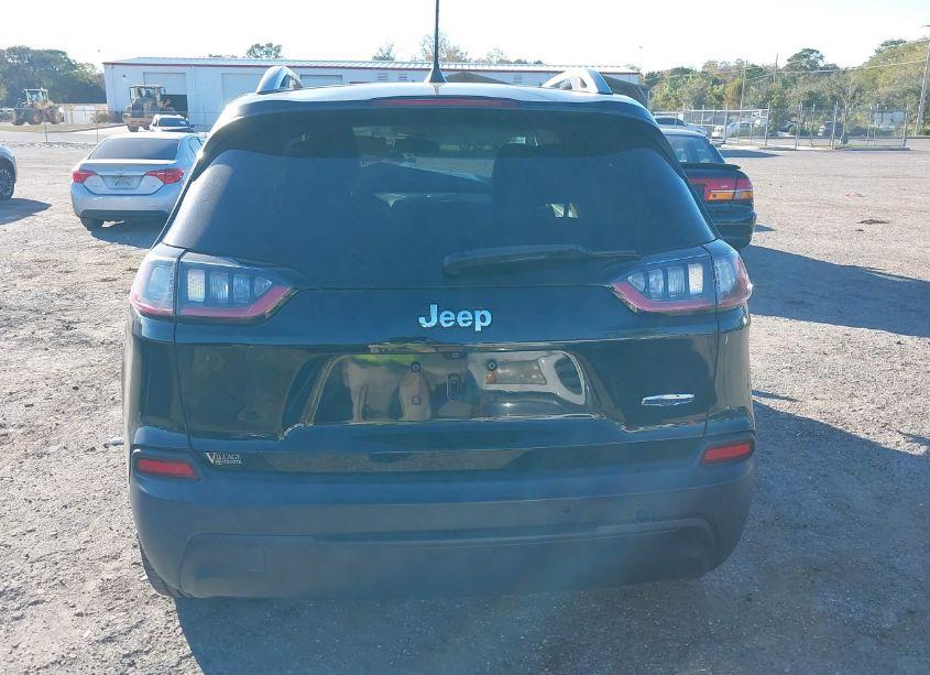 Photo 17 of 2019 Jeep Cherokee LATITUDE (VIN 1C4PJLCB8KD108971)