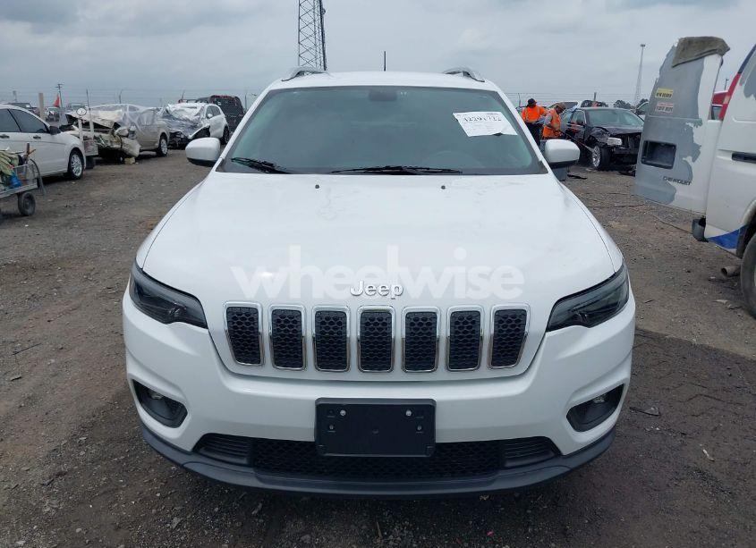 Photo 12 of 2019 Jeep Cherokee LATITUDE FWD (VIN 1C4PJLCB8KD145129)