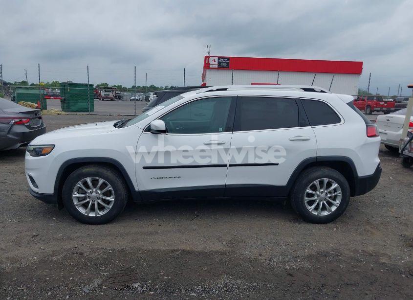 Photo 14 of 2019 Jeep Cherokee LATITUDE FWD (VIN 1C4PJLCB8KD145129)