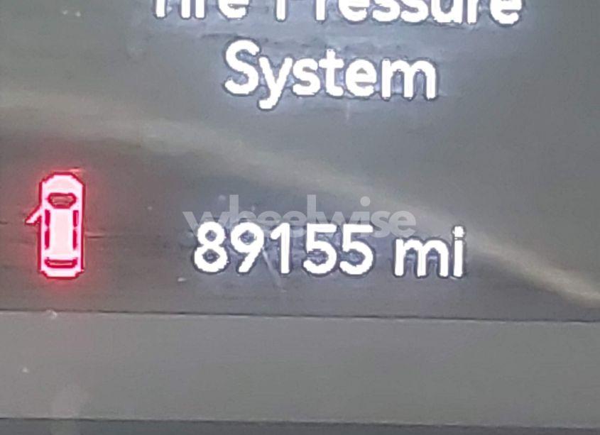 Photo 15 of 2019 Jeep Cherokee LATITUDE FWD (VIN 1C4PJLCB8KD145129)