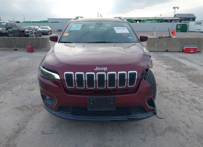 Photo 12 of 2019 Jeep Cherokee LATITUDE (VIN 1C4PJLCB8KD153473)