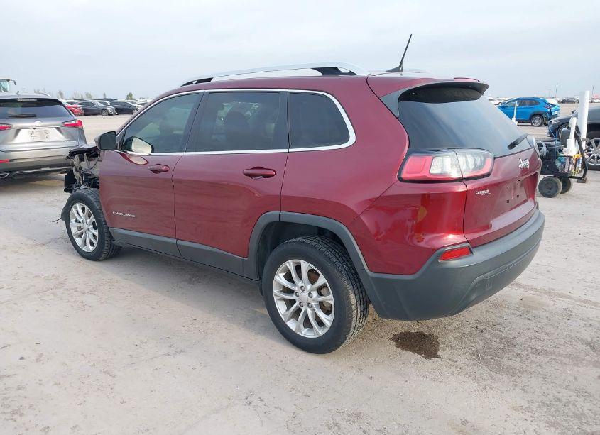 Photo 3 of 2019 Jeep Cherokee LATITUDE (VIN 1C4PJLCB8KD153473)