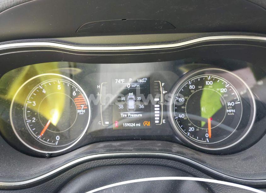 Photo 15 of 2019 Jeep Cherokee LATITUDE FWD (VIN 1C4PJLCB8KD175764)