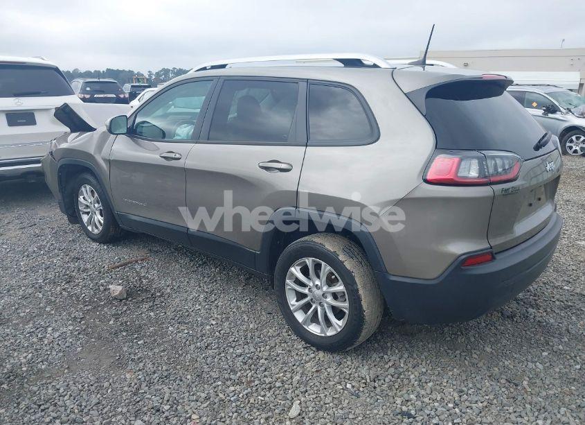 Photo 3 of 2020 Jeep Cherokee LATITUDE FWD (VIN 1C4PJLCB8LD525508)