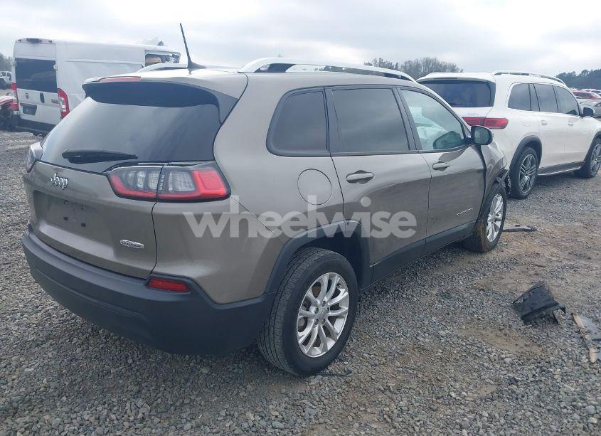 Photo 4 of 2020 Jeep Cherokee LATITUDE FWD (VIN 1C4PJLCB8LD525508)