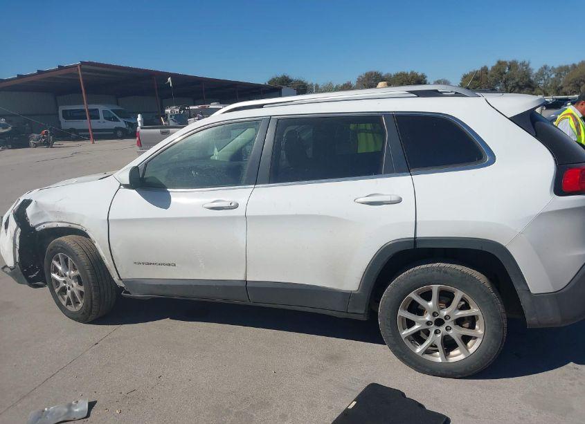 Photo 14 of 2014 Jeep Cherokee LATITUDE (VIN 1C4PJLCB9EW116358)