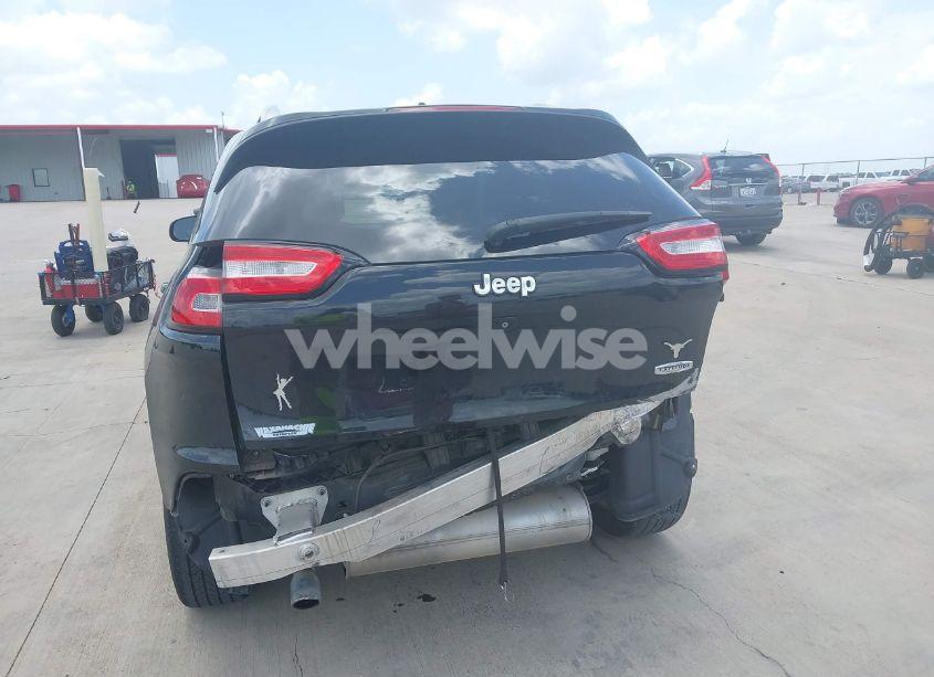 Photo 6 of 2014 Jeep Cherokee LATITUDE (VIN 1C4PJLCB9EW262274)