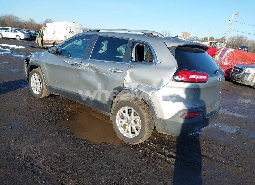 Photo 3 of 2015 Jeep Cherokee LATITUDE (VIN 1C4PJLCB9FW670601)