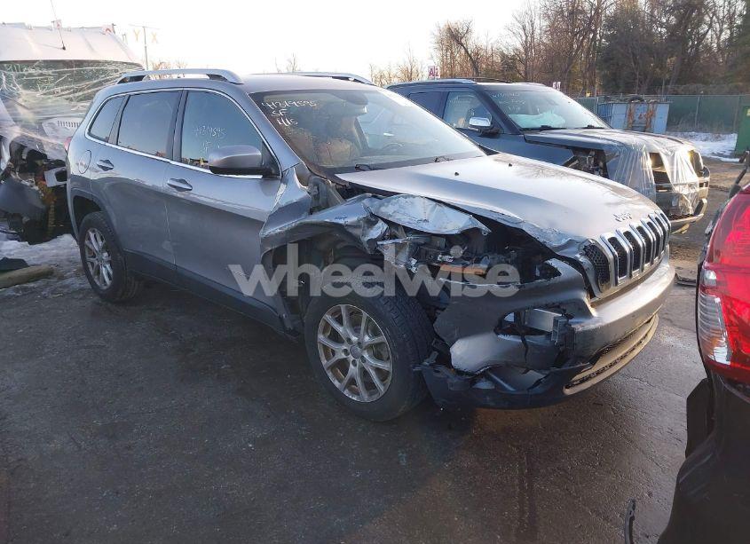 2015 Jeep Cherokee LATITUDE (VIN 1C4PJLCB9FW683705) main photo