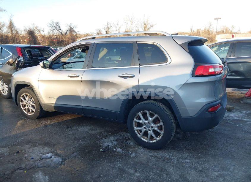 Photo 14 of 2015 Jeep Cherokee LATITUDE (VIN 1C4PJLCB9FW683705)