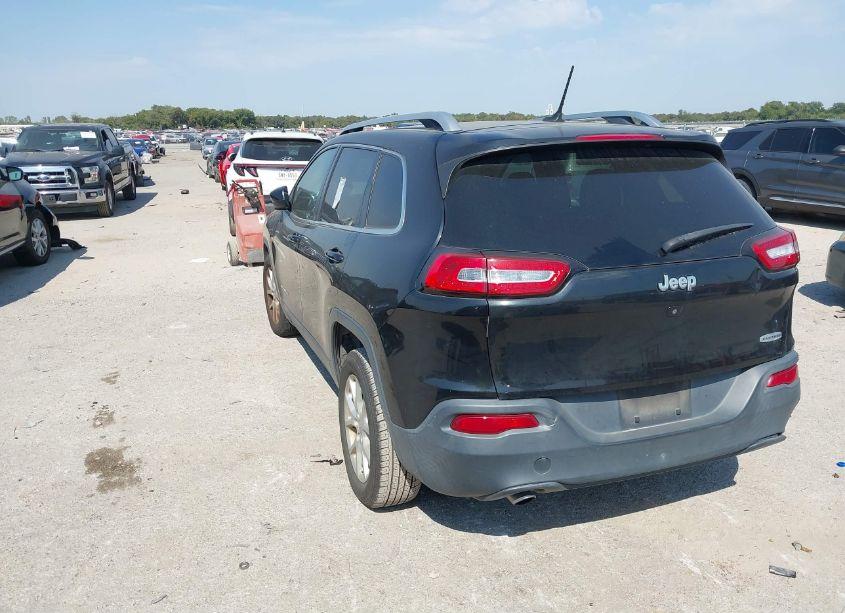 Photo 3 of 2015 Jeep Cherokee LATITUDE (VIN 1C4PJLCB9FW694218)