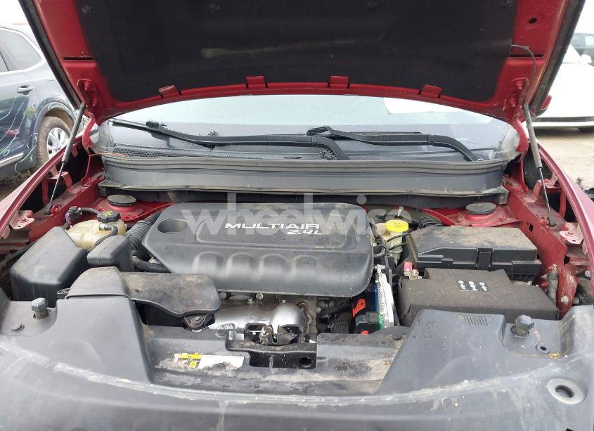 Photo 10 of 2015 Jeep Cherokee LATITUDE (VIN 1C4PJLCB9FW694851)