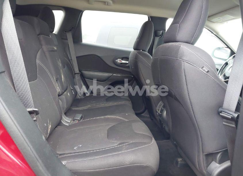Photo 8 of 2015 Jeep Cherokee LATITUDE (VIN 1C4PJLCB9FW694851)