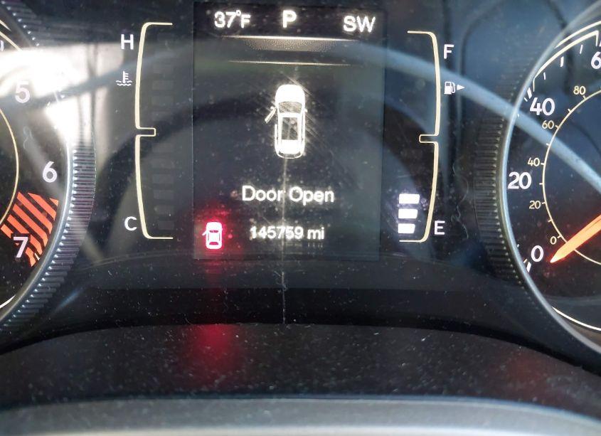 Photo 15 of 2015 Jeep Cherokee LATITUDE (VIN 1C4PJLCB9FW706237)