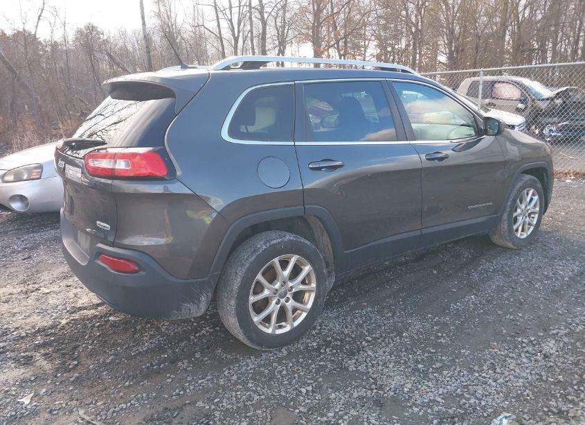 Photo 4 of 2015 Jeep Cherokee LATITUDE (VIN 1C4PJLCB9FW706237)