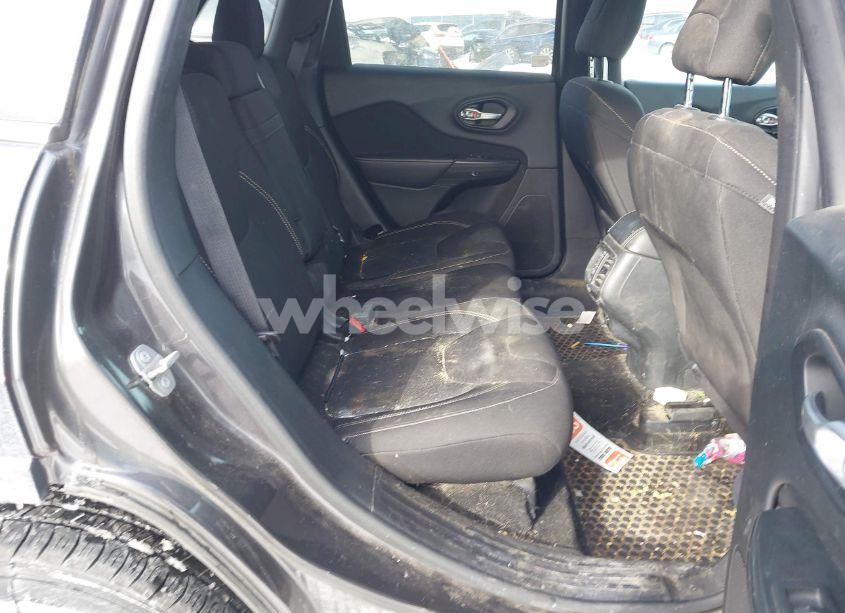 Photo 8 of 2015 Jeep Cherokee LATITUDE (VIN 1C4PJLCB9FW760878)