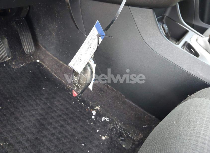 Photo 11 of 2016 Jeep Cherokee LATITUDE (VIN 1C4PJLCB9GW258633)