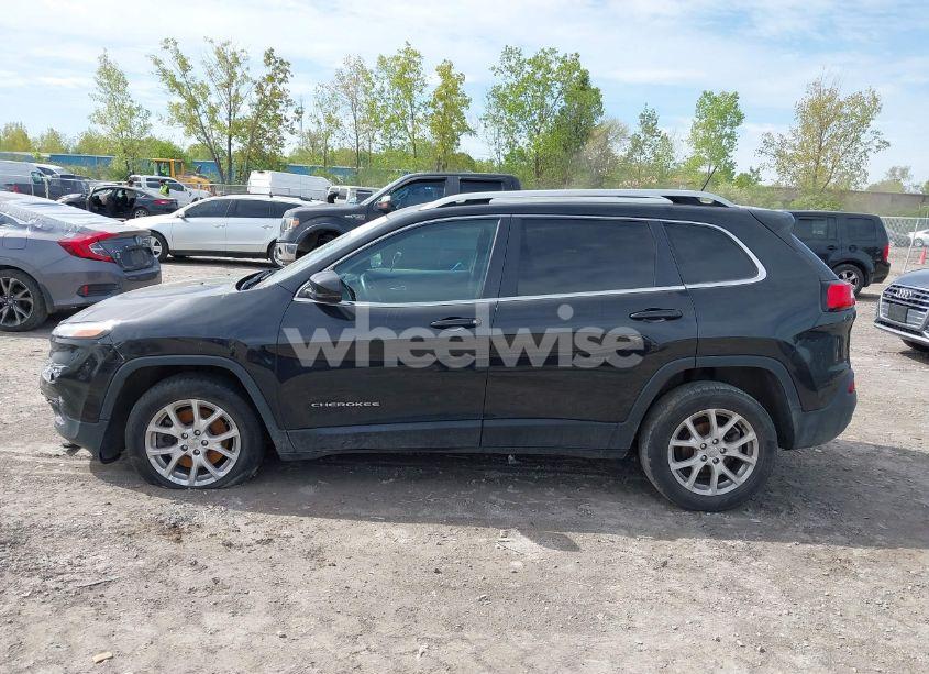 Photo 14 of 2016 Jeep Cherokee LATITUDE (VIN 1C4PJLCB9GW258633)