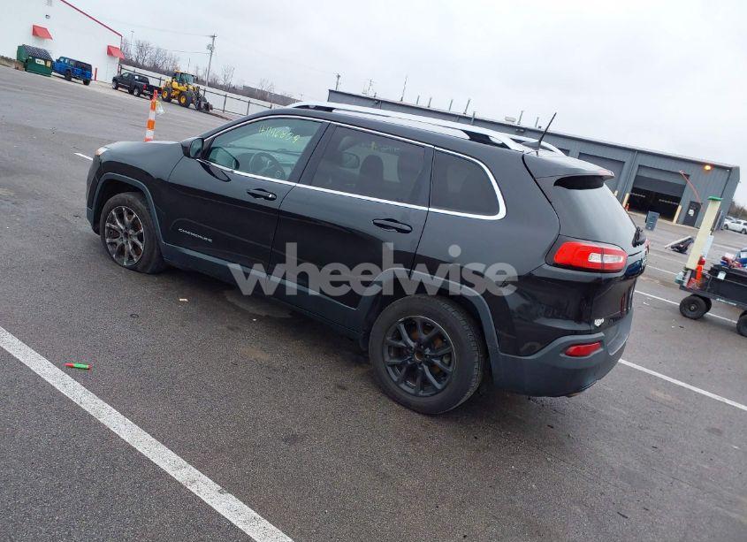 Photo 3 of 2016 Jeep Cherokee NORTH (VIN 1C4PJLCB9GW282396)