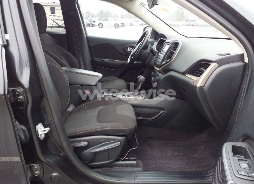 Photo 5 of 2016 Jeep Cherokee NORTH (VIN 1C4PJLCB9GW282396)