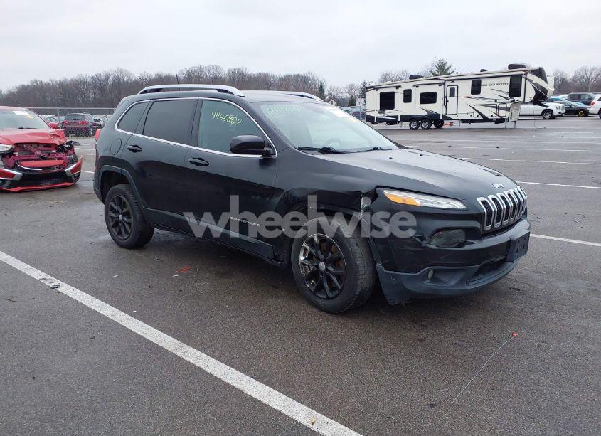 Photo 6 of 2016 Jeep Cherokee NORTH (VIN 1C4PJLCB9GW282396)