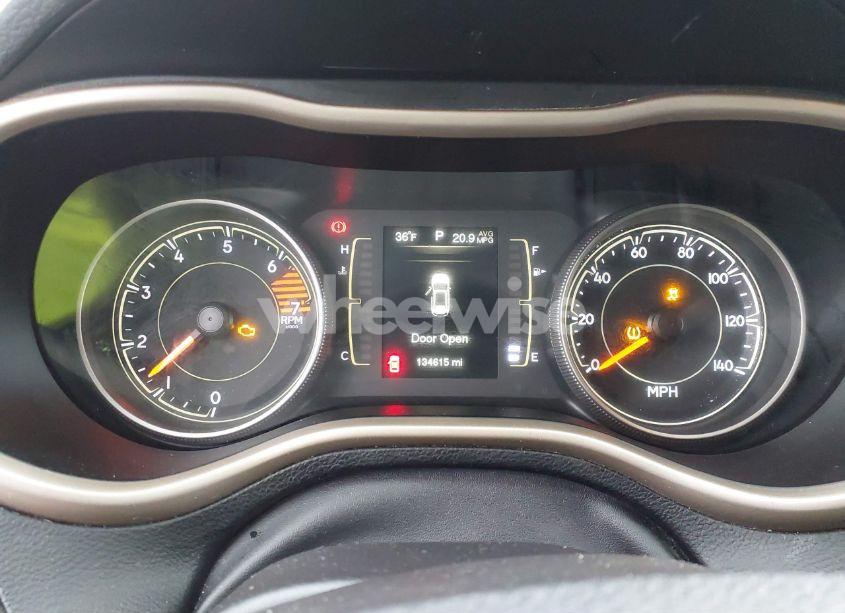 Photo 7 of 2016 Jeep Cherokee NORTH (VIN 1C4PJLCB9GW282396)