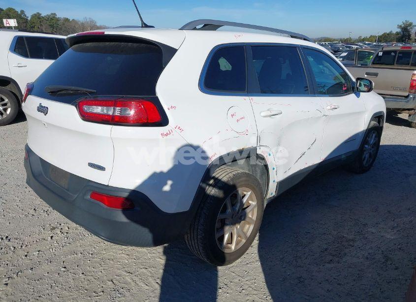 Photo 6 of 2017 Jeep Cherokee LATITUDE FWD (VIN 1C4PJLCB9HD235995)