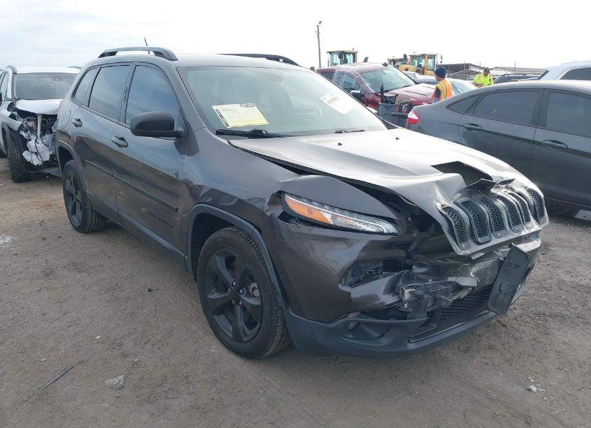 2018 Jeep Cherokee LATITUDE FWD (VIN 1C4PJLCB9JD510898) main photo