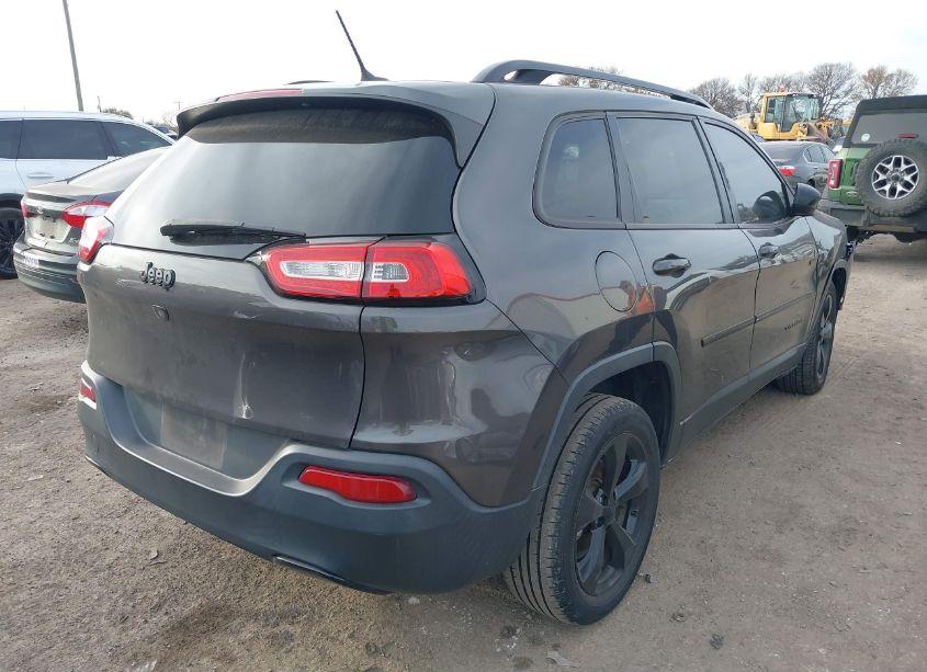 Photo 4 of 2018 Jeep Cherokee LATITUDE FWD (VIN 1C4PJLCB9JD510898)