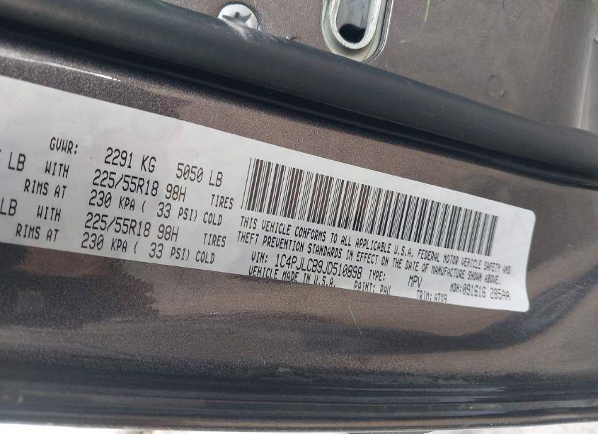 Photo 9 of 2018 Jeep Cherokee LATITUDE FWD (VIN 1C4PJLCB9JD510898)